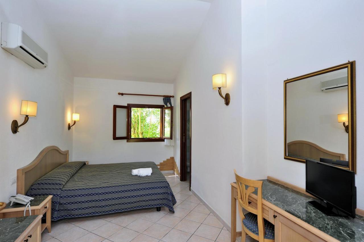 Hotel Cala Mirto Budoni Luaran gambar